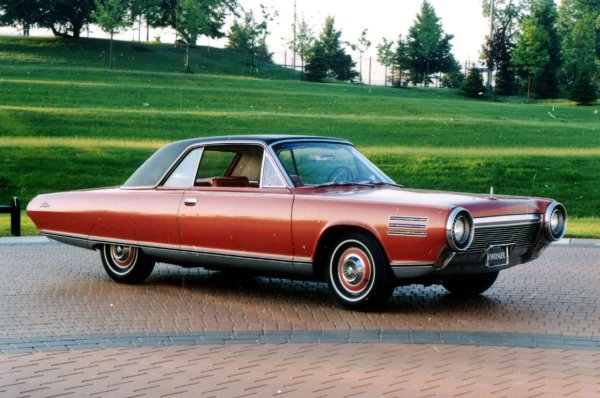 Авторите от Autocar включват тази кола, която никога не е достигнала реално производство. Но къде щеше да автомобилният свят, ако производителите не прокараха границите? Но турбината на Chrysler беше експеримент, отишъл твърде далеч.

Само 50 бяха направени и дадени на семейства за оценка в реалния свят. Те стигнаха до извода, че слабото ускорение, шокиращият разход на гориво, сложната процедура за стартиране са твърде висока цена. И обикновен V8 би свършил работата много по-добре.